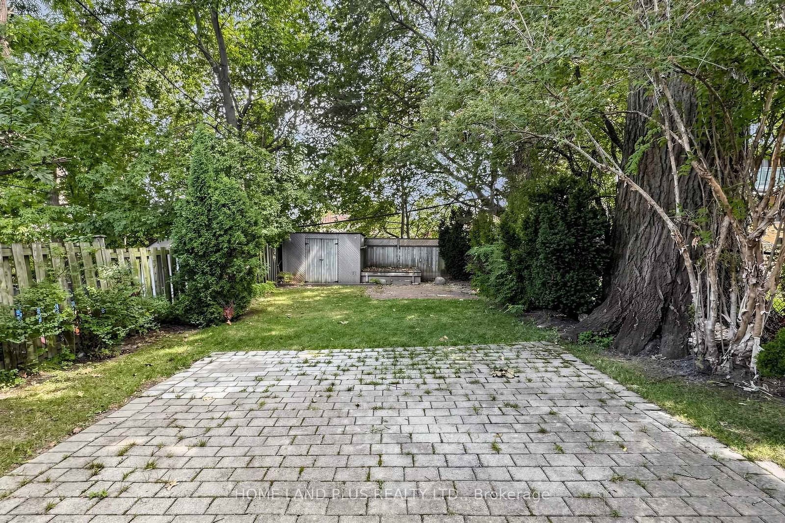 57 Mann Avenue thumbnail 41