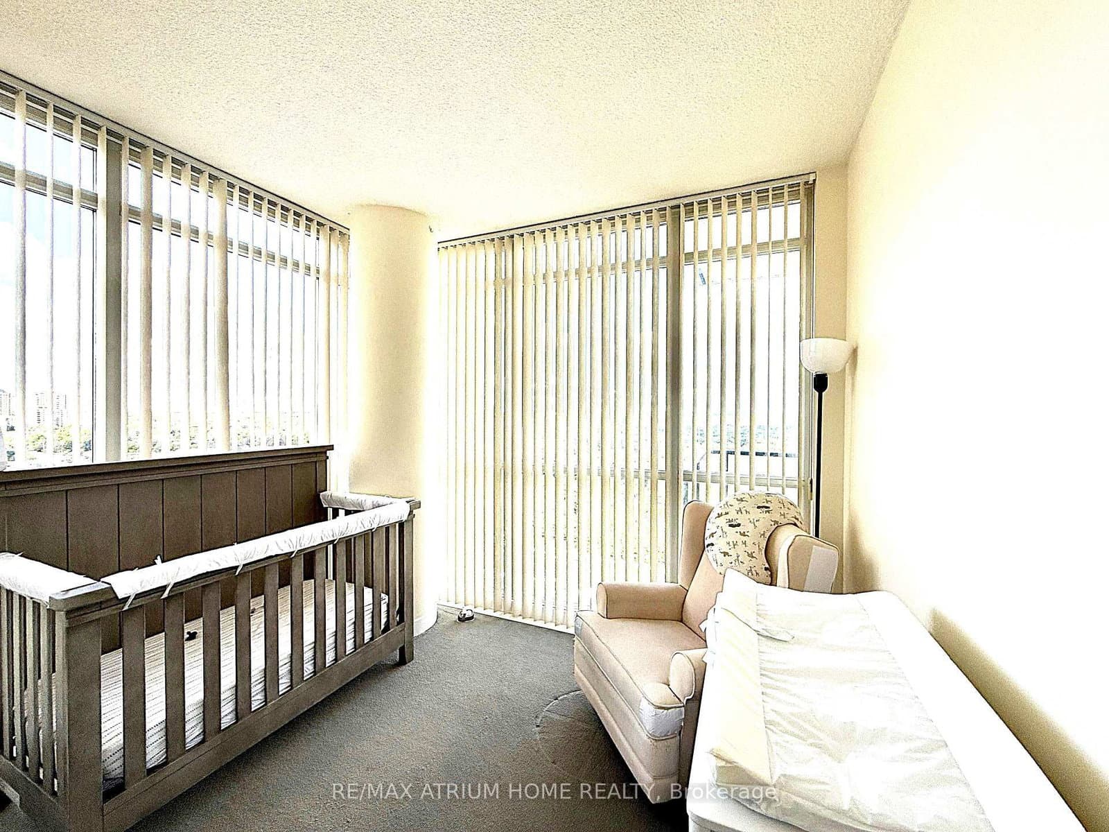 29 Singer Court, Unit 2605 thumbnail 12