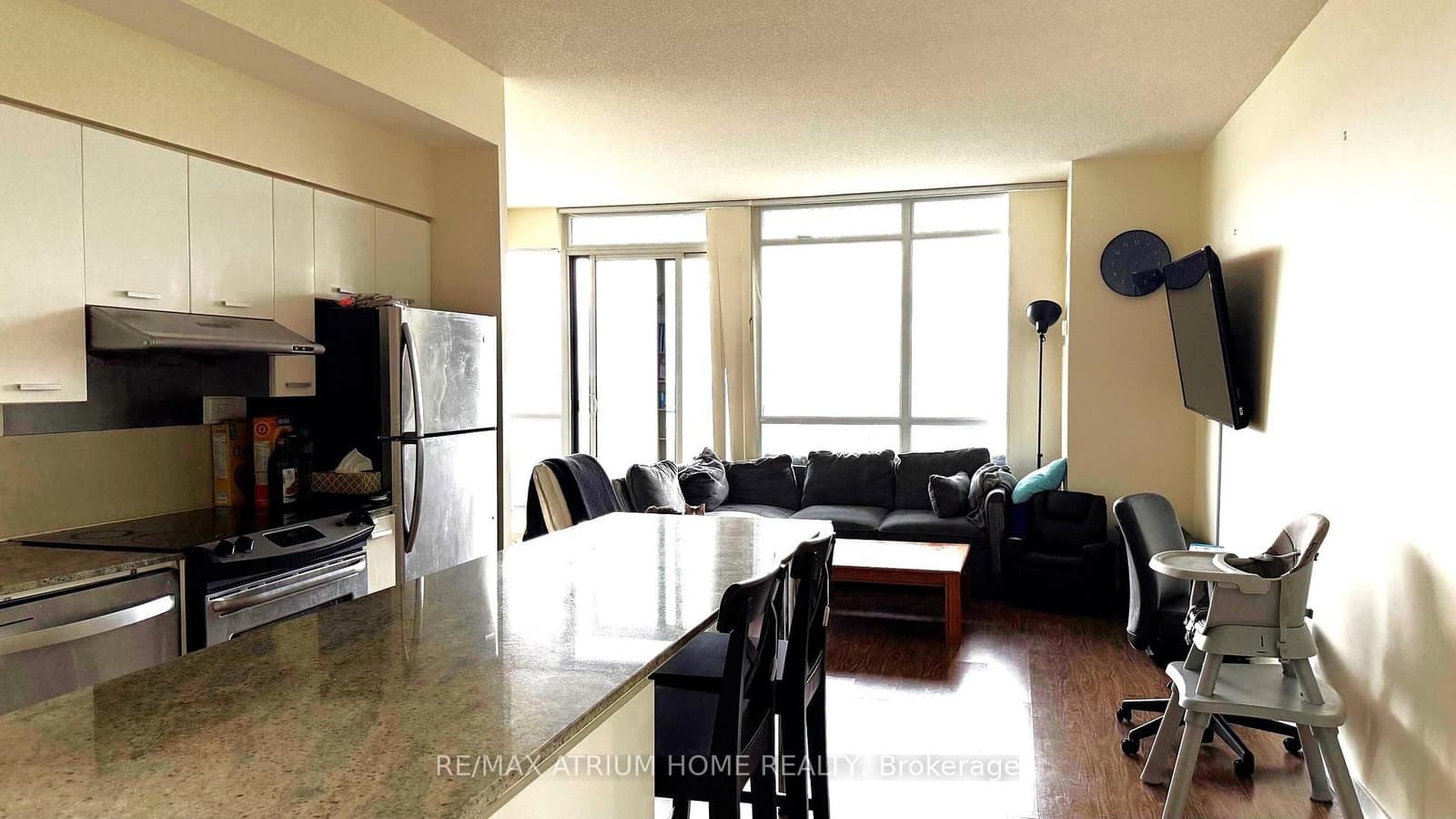 29 Singer Court, Unit 2605 thumbnail 5