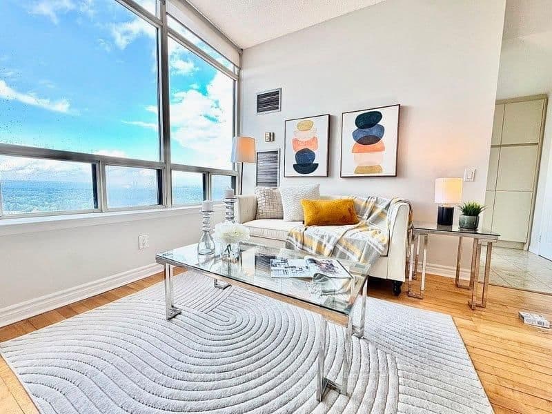 7 Bishop Avenue, Unit 2408 thumbnail 3