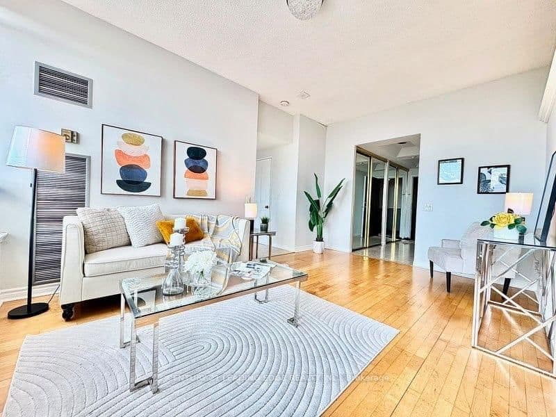 7 Bishop Avenue, Unit 2408 thumbnail 5