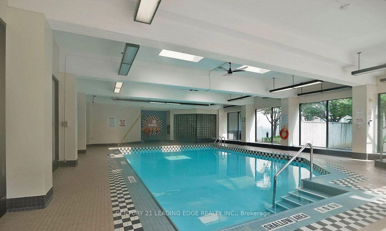 7 Bishop Avenue, Unit 2408 thumbnail 8