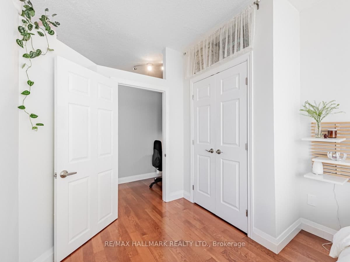 39 Parliament Street, Unit 1102 thumbnail 11