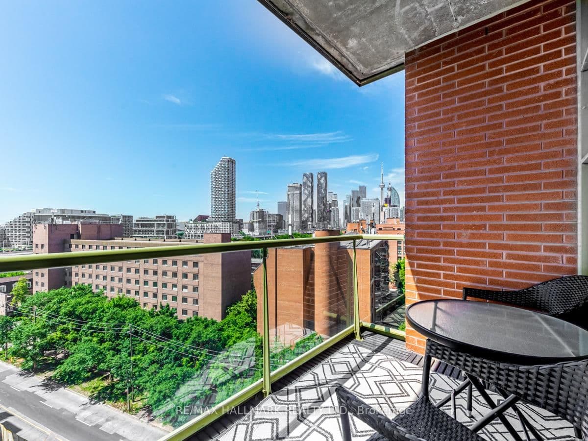 39 Parliament Street, Unit 1102 thumbnail 23