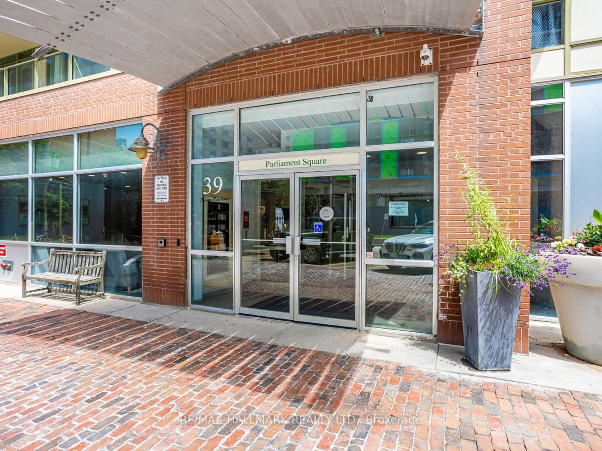 39 Parliament Street, Unit 1102 thumbnail 27