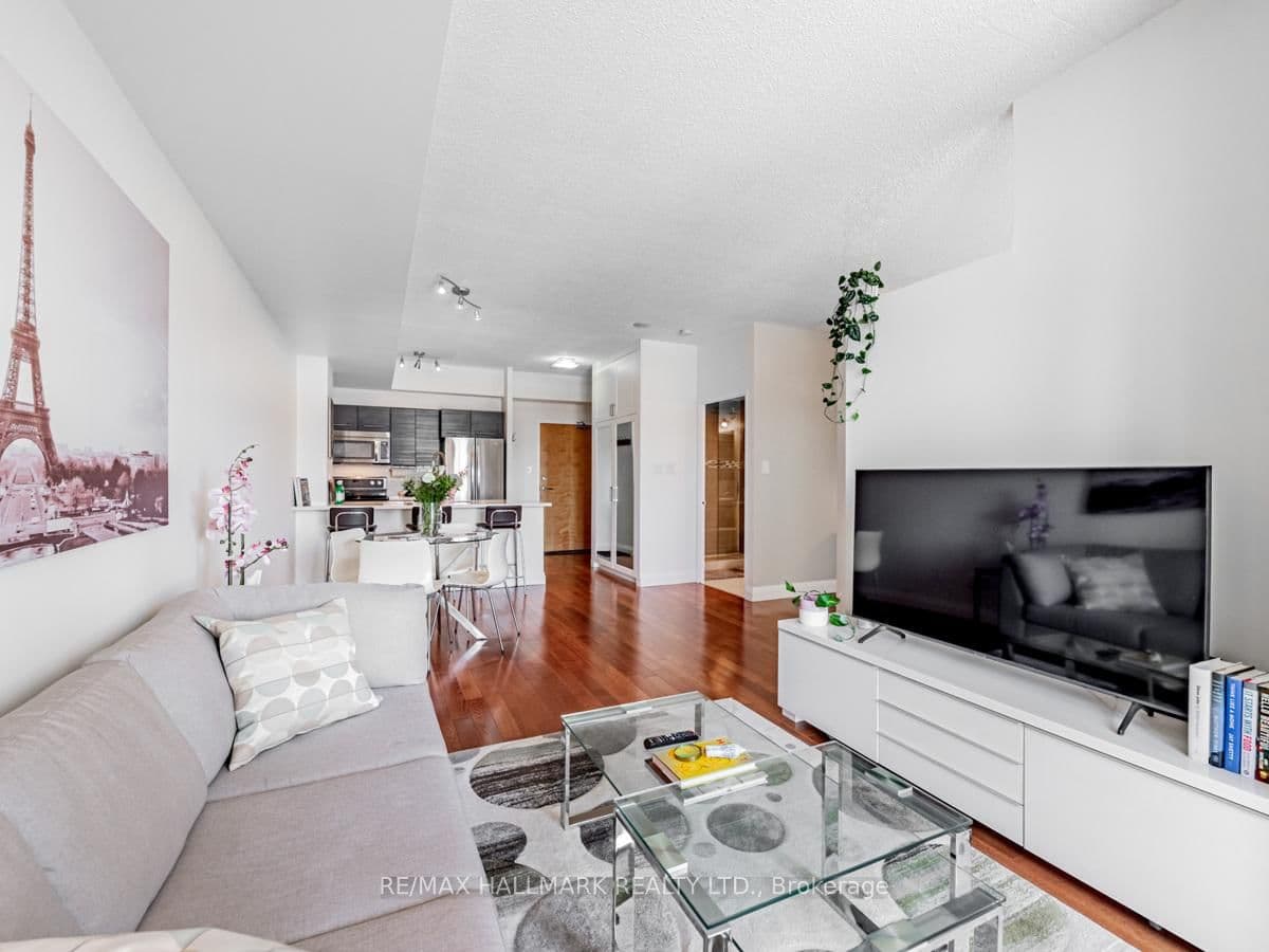 39 Parliament Street, Unit 1102 thumbnail 4
