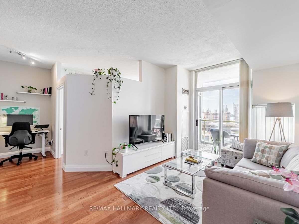 39 Parliament Street, Unit 1102 thumbnail 6