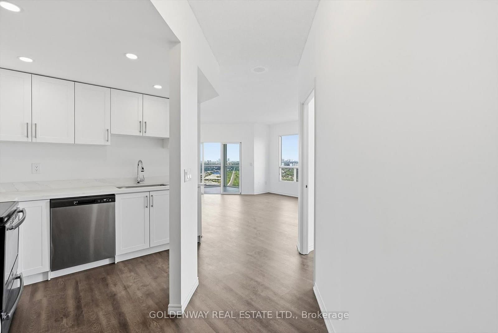 7 Concorde Place, Unit 2901 thumbnail 2