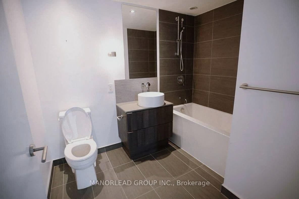 161 Roehampton Avenue, Unit 3209 thumbnail 10