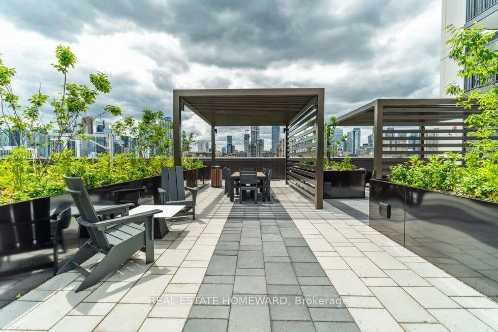 10 Oak Street, Unit 1703 thumbnail 8