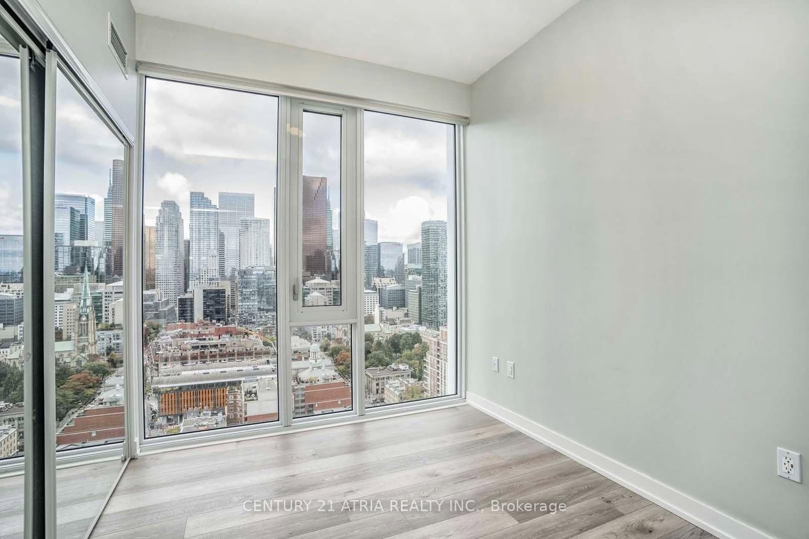 158 Front Street, Unit 2601 thumbnail 23