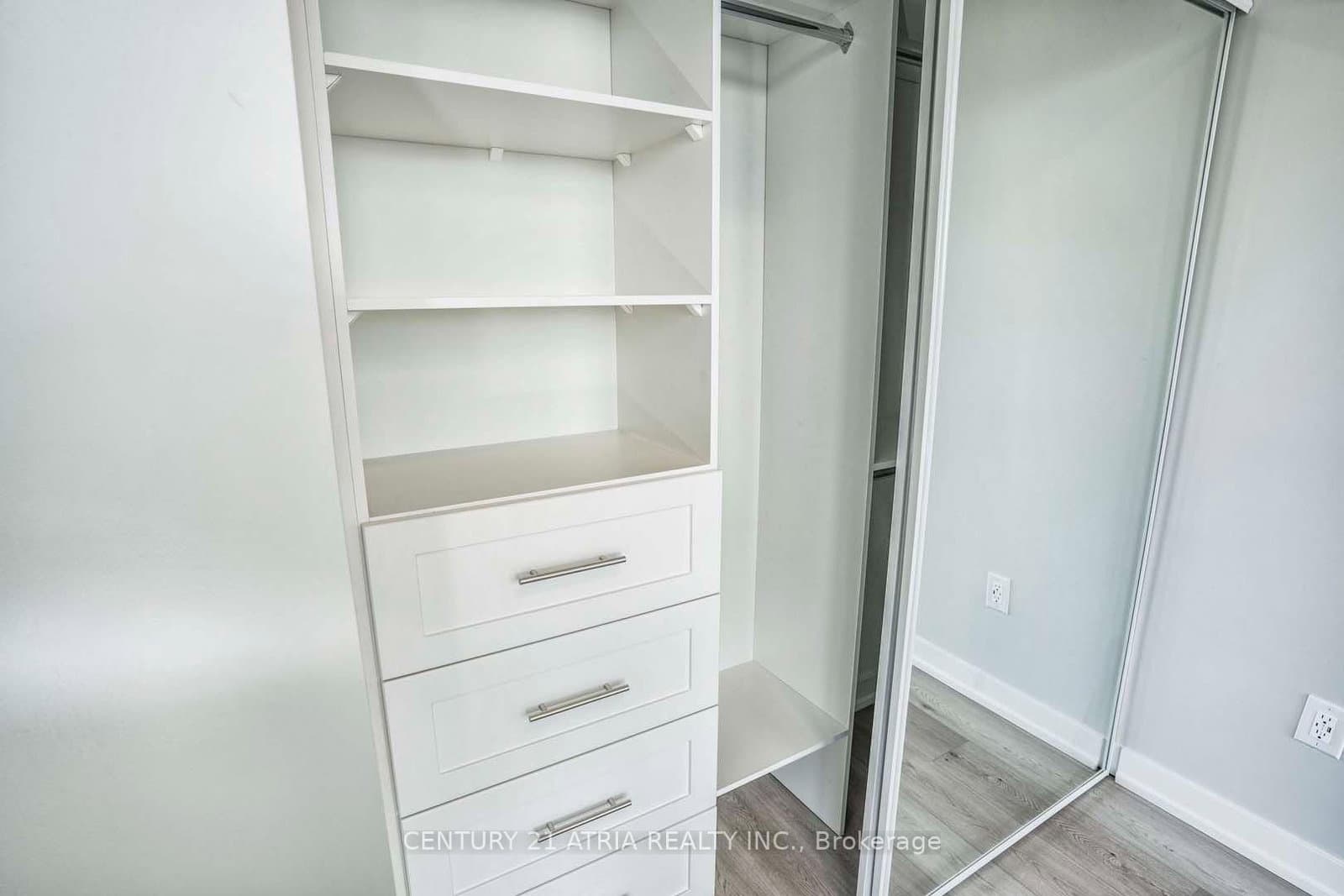 158 Front Street, Unit 2601 thumbnail 28