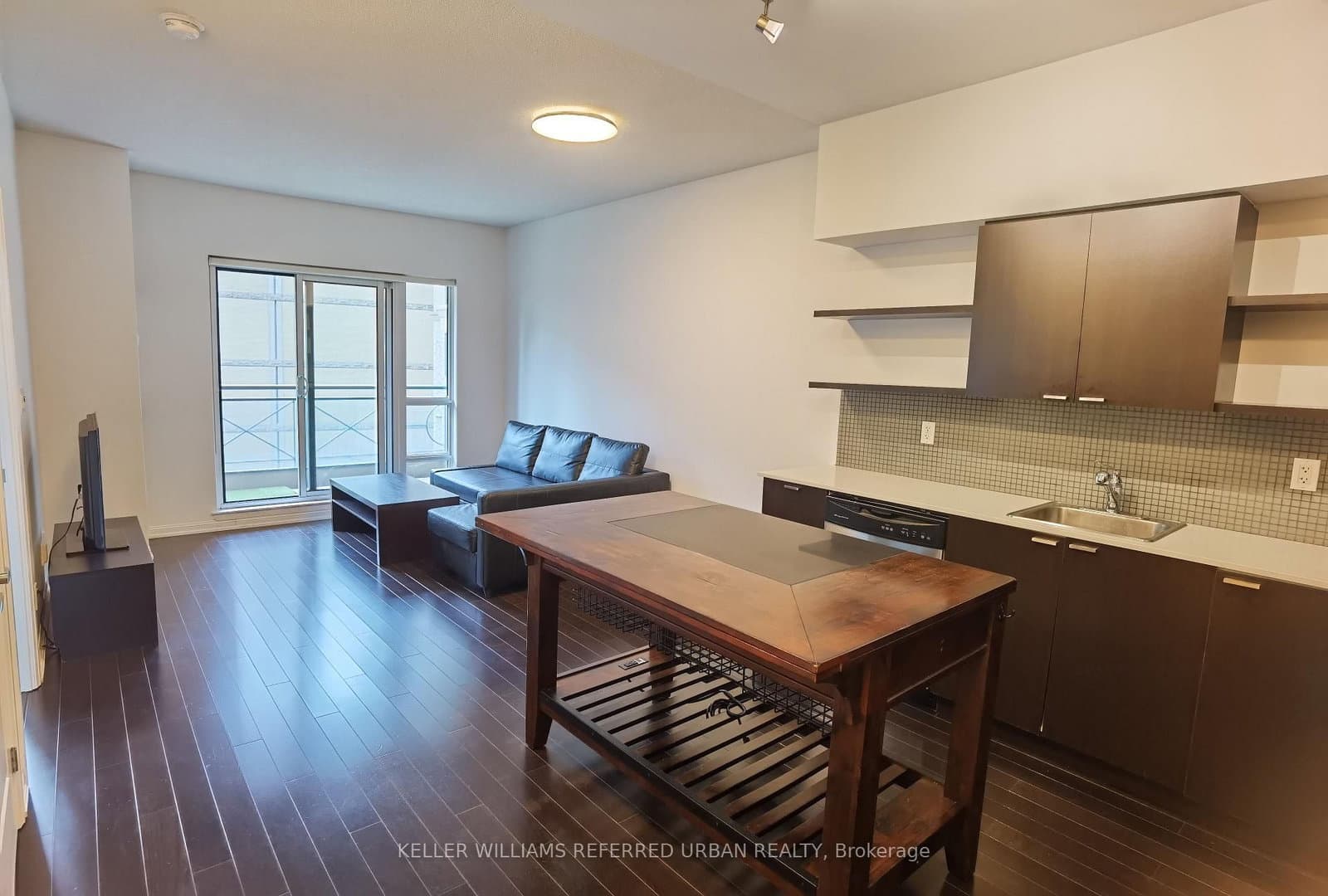 35 Hayden Street, Unit 422 thumbnail 2