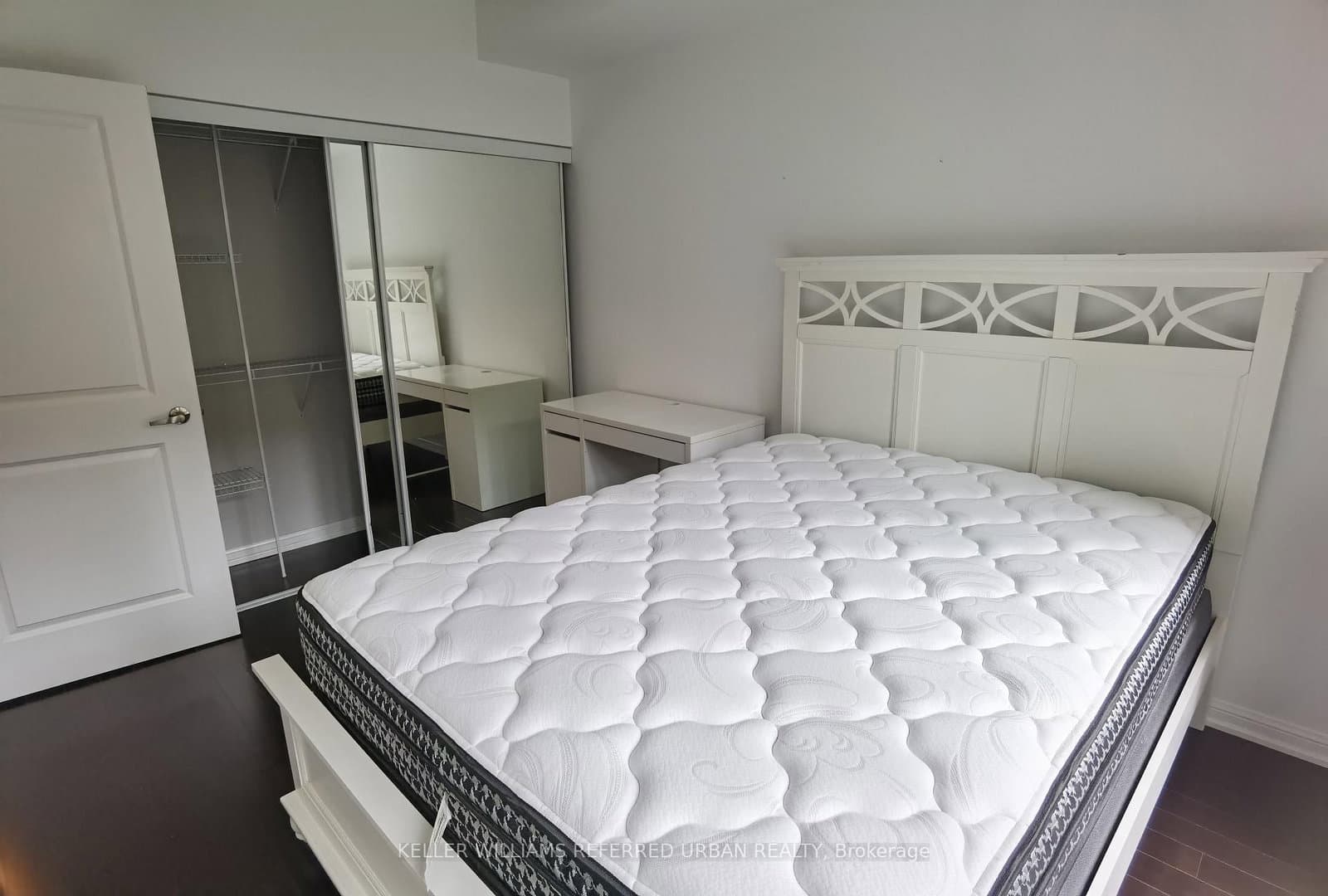 35 Hayden Street, Unit 422 thumbnail 8