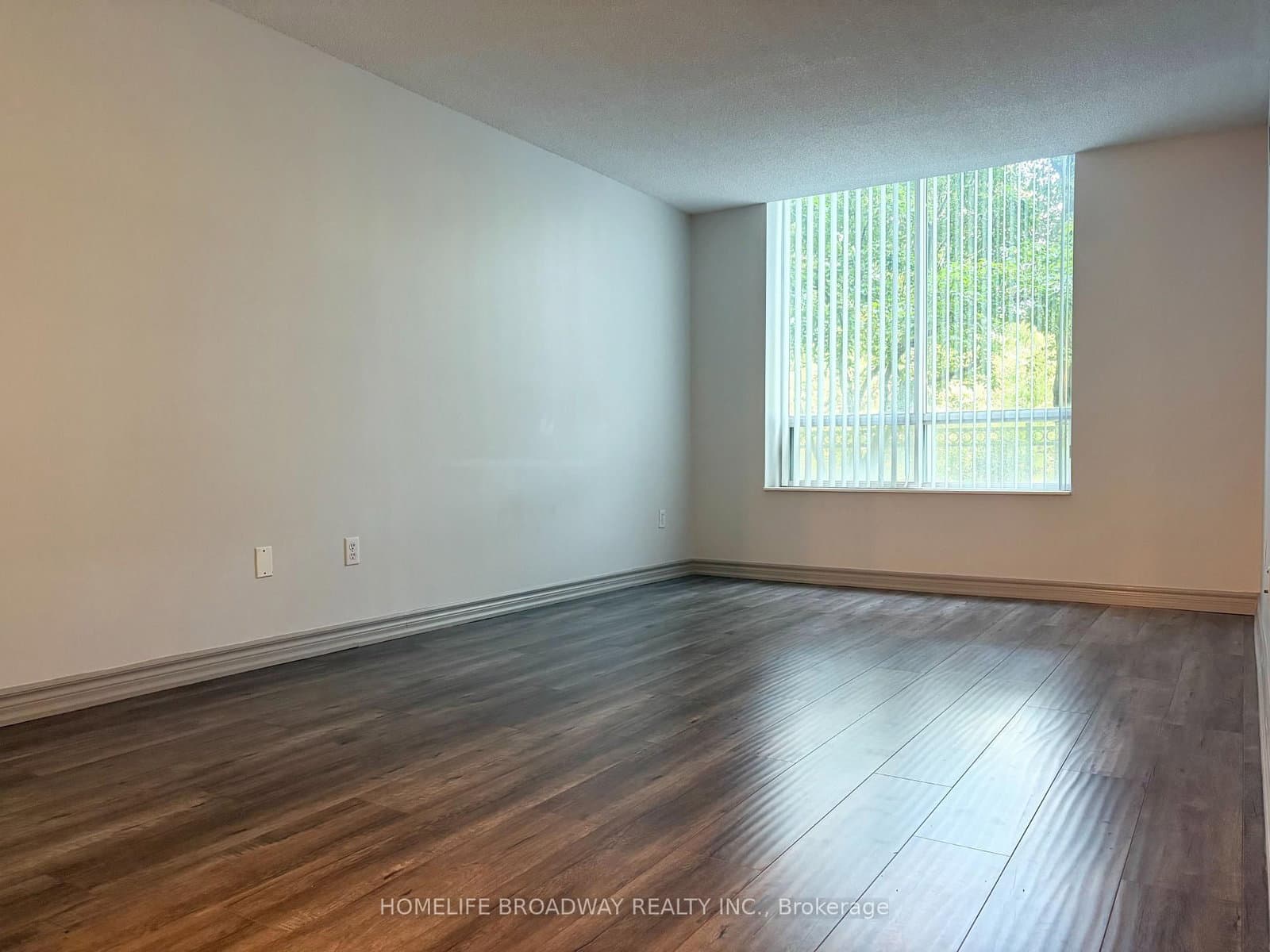 39 Pemberton Avenue, Unit 109 thumbnail 10