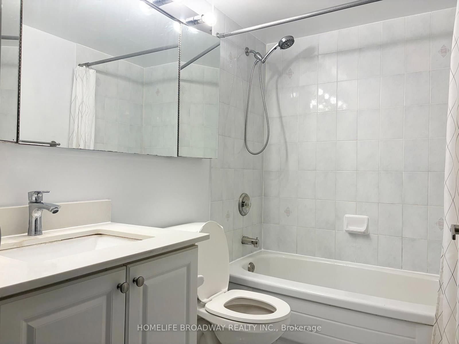 39 Pemberton Avenue, Unit 109 thumbnail 14
