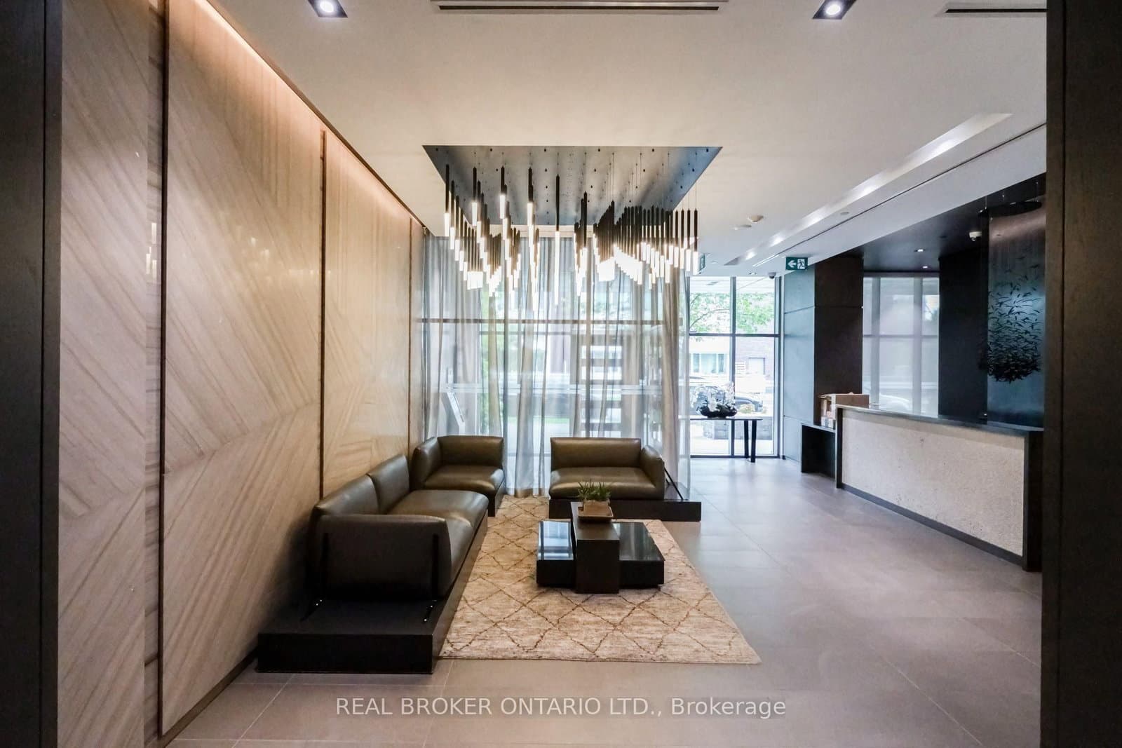 200 Sackville Street, Unit 702 thumbnail 3