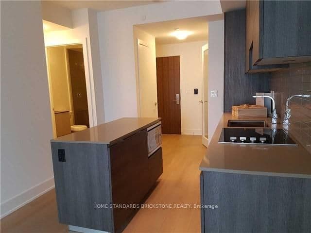 200 Bloor Street W, Unit 502 thumbnail 13