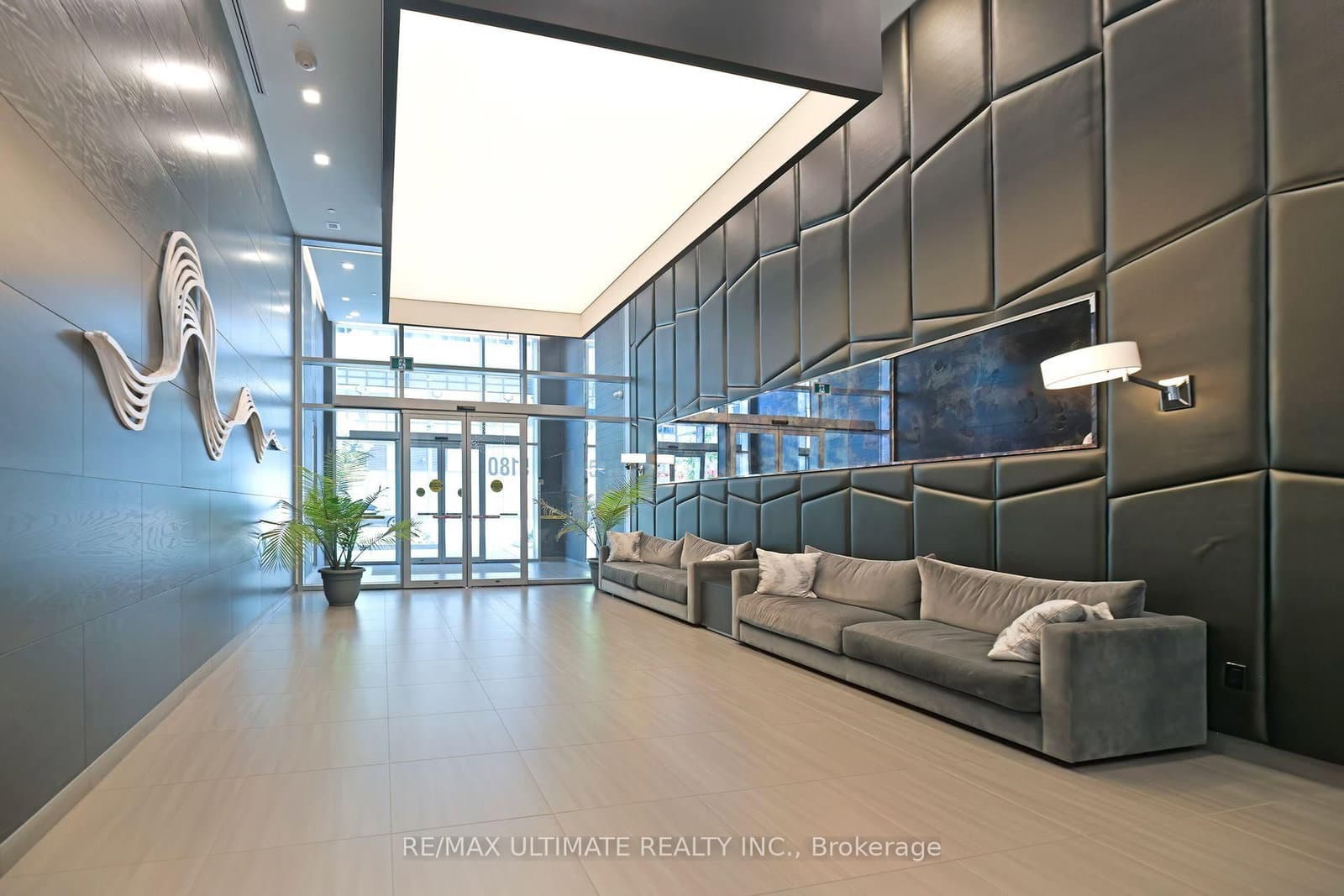 5180 Yonge Street, Unit 415 thumbnail 2