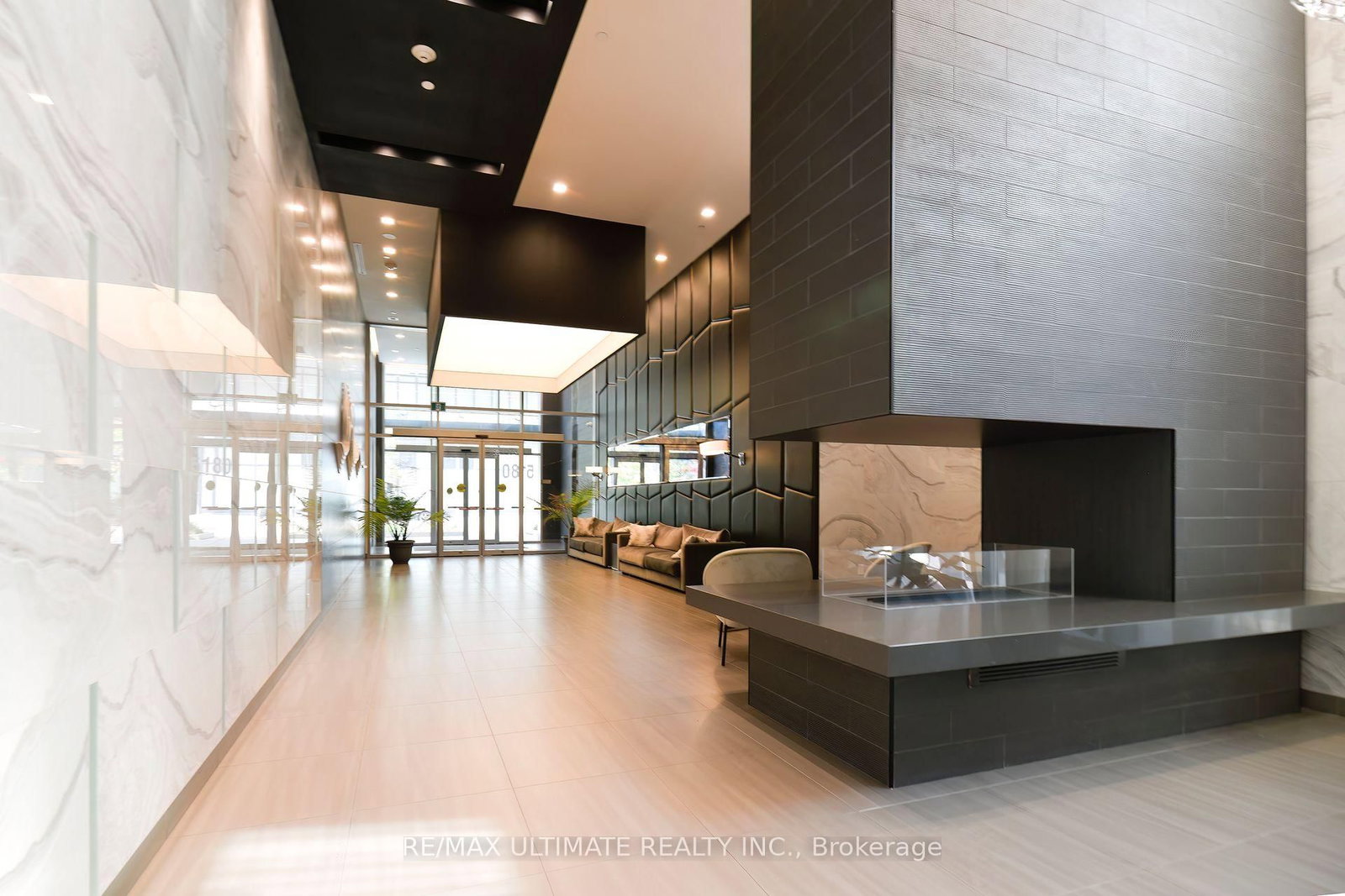 5180 Yonge Street, Unit 415 thumbnail 3