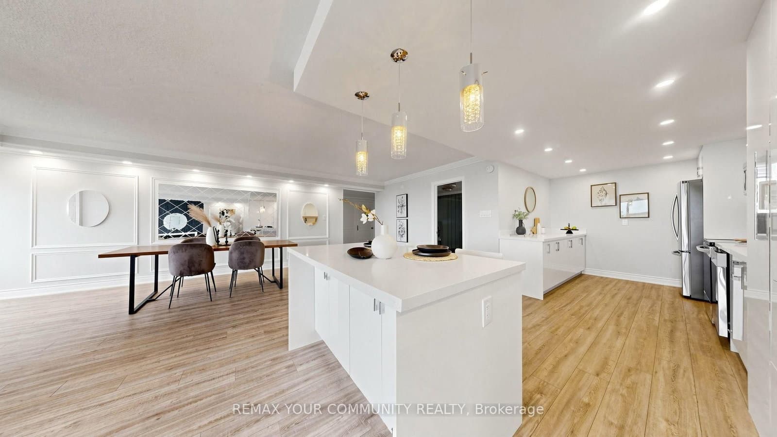 55 Skymark Drive, Unit 2704 thumbnail 20