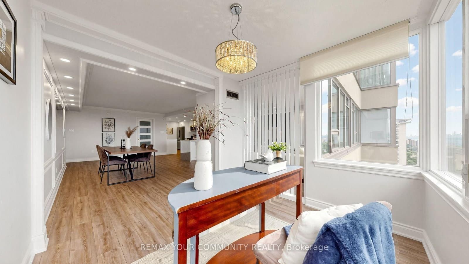 55 Skymark Drive, Unit 2704 thumbnail 27
