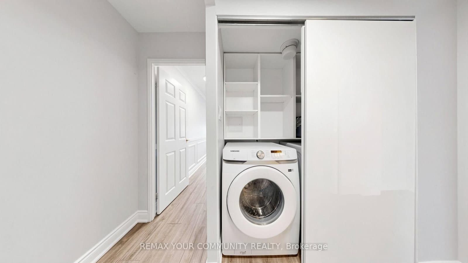 55 Skymark Drive, Unit 2704 thumbnail 39