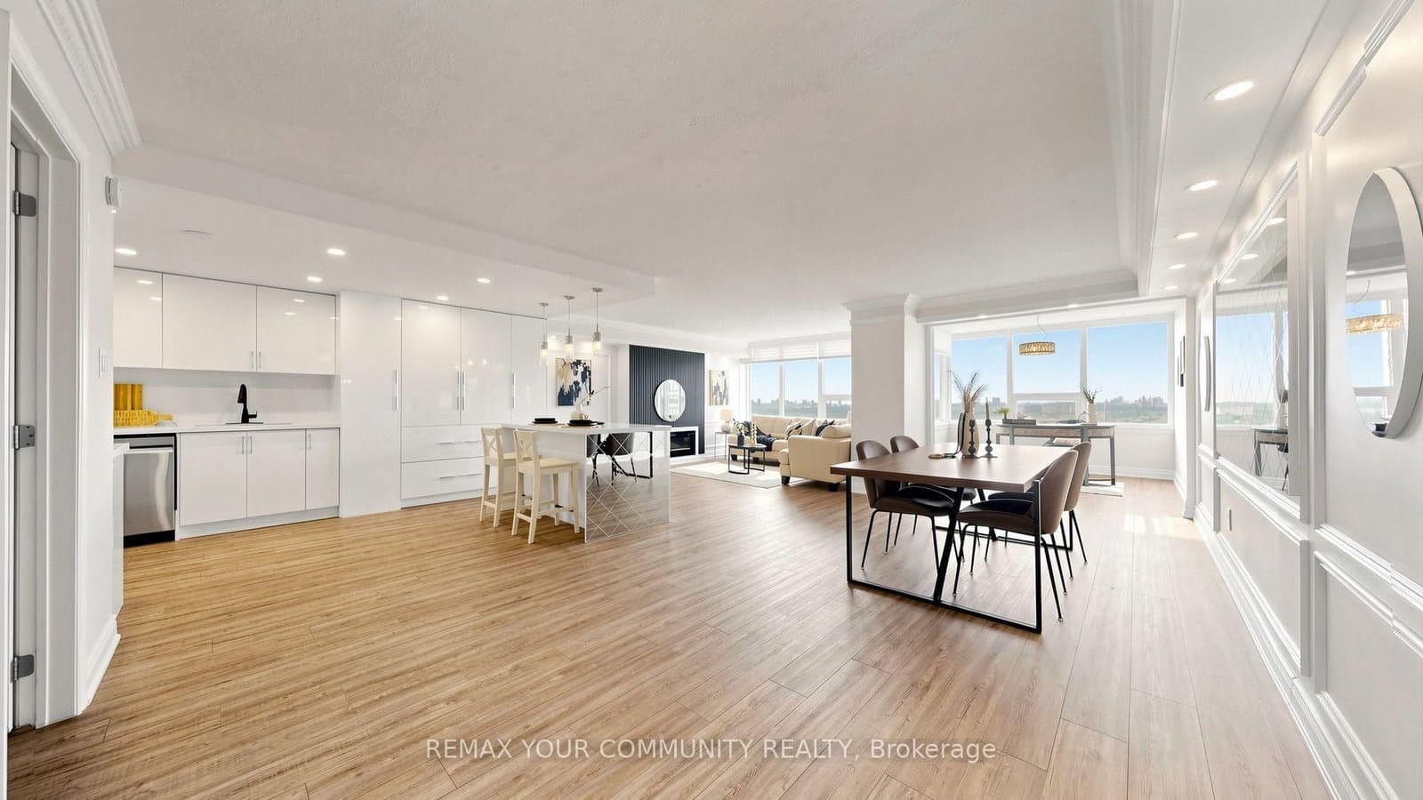 55 Skymark Drive, Unit 2704 thumbnail 9