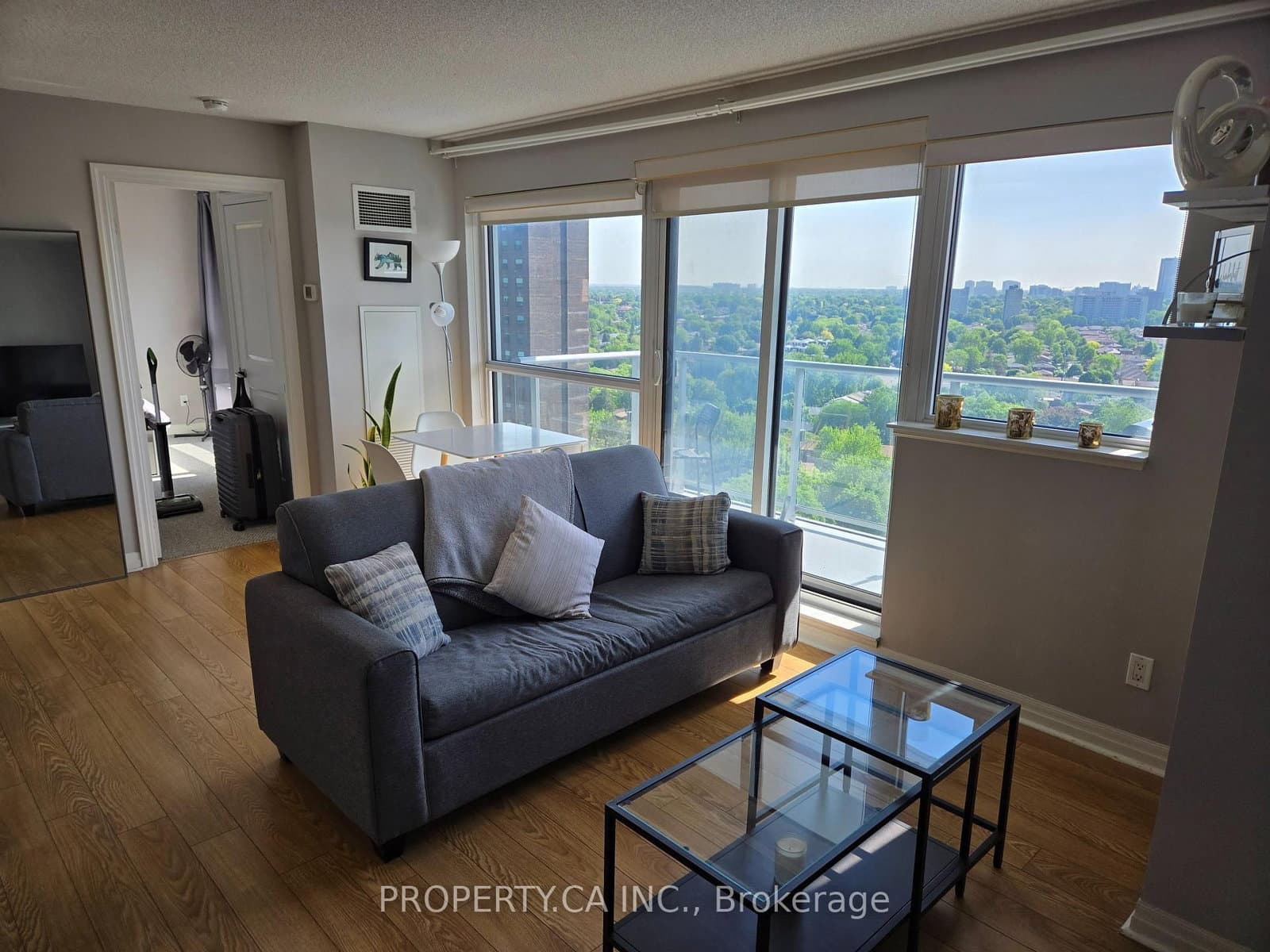 2015 Sheppard Avenue E, Unit 1710 thumbnail 4