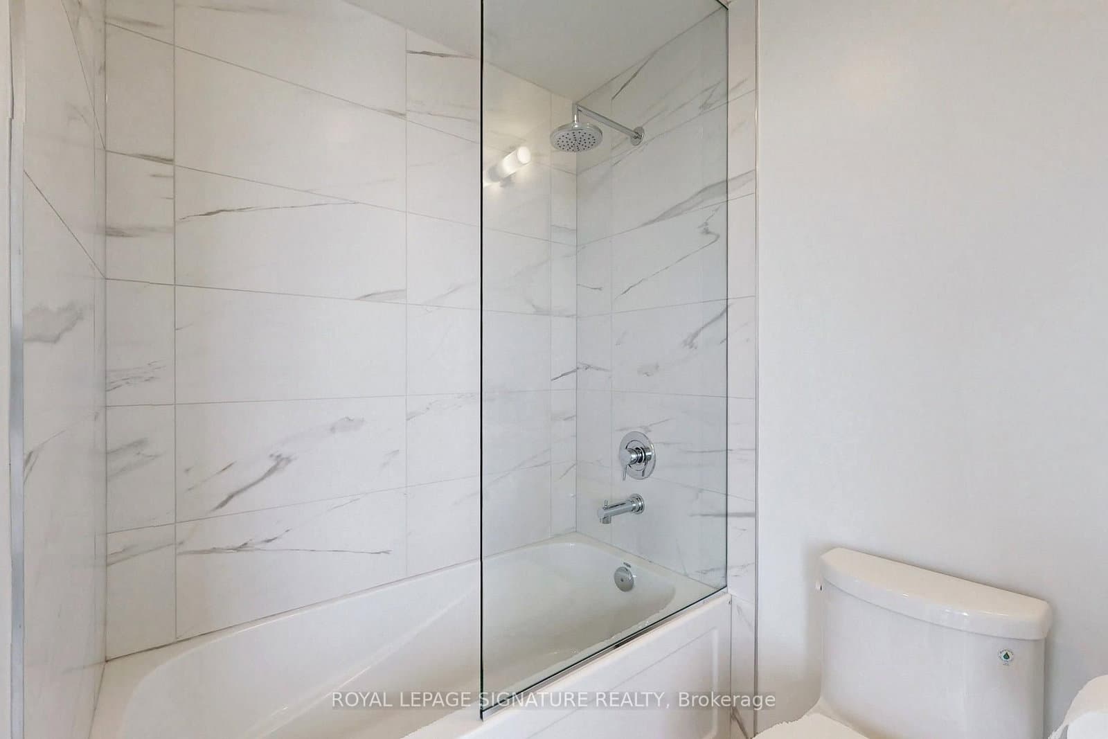 138 Downes Street, Unit 5203 thumbnail 23