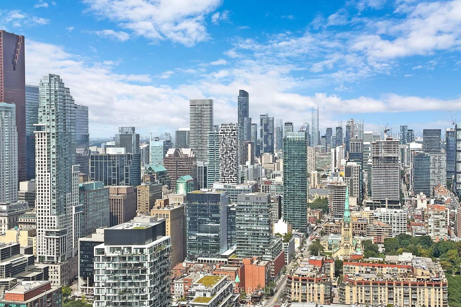 138 Downes Street, Unit 5203 thumbnail 36