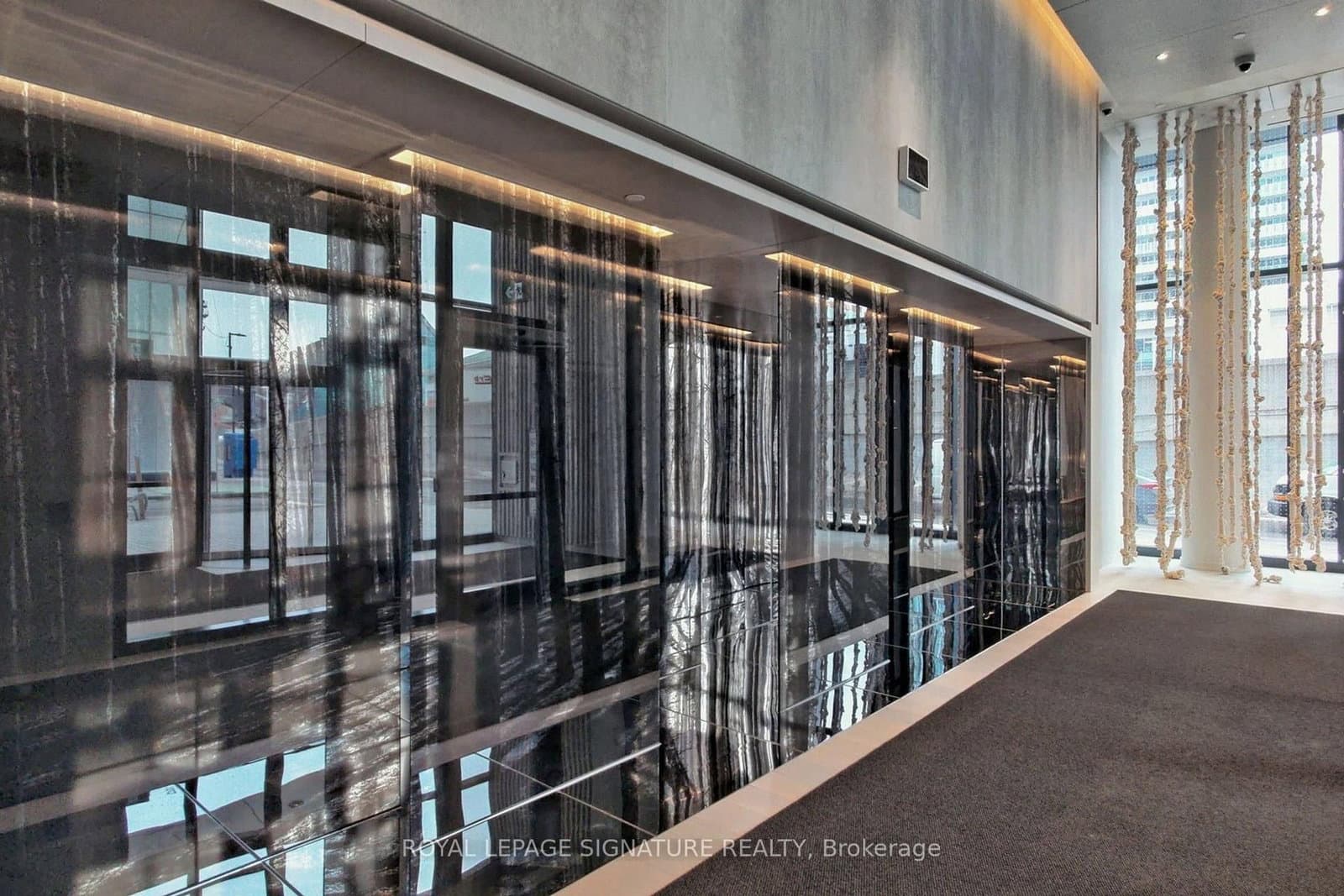 138 Downes Street, Unit 5203 thumbnail 7