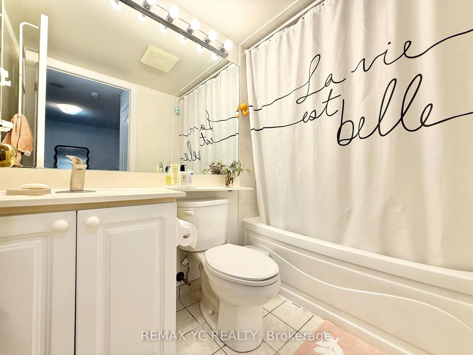 18 Sommerset Way, Unit 1011 thumbnail 9
