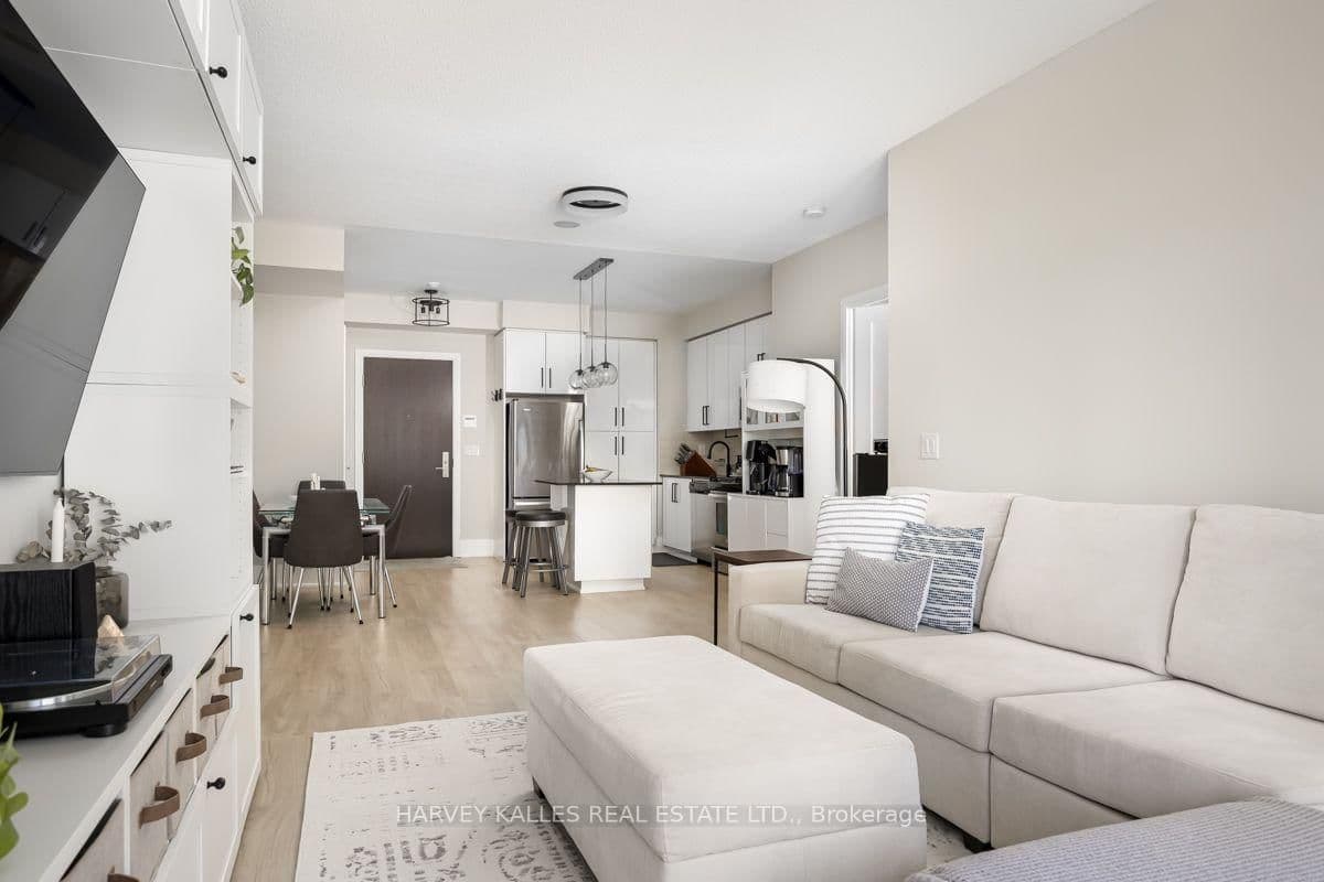 70 Roehampton Avenue, Unit 813 thumbnail 11
