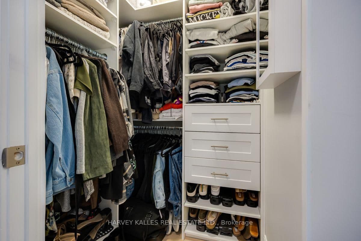 70 Roehampton Avenue, Unit 813 thumbnail 13
