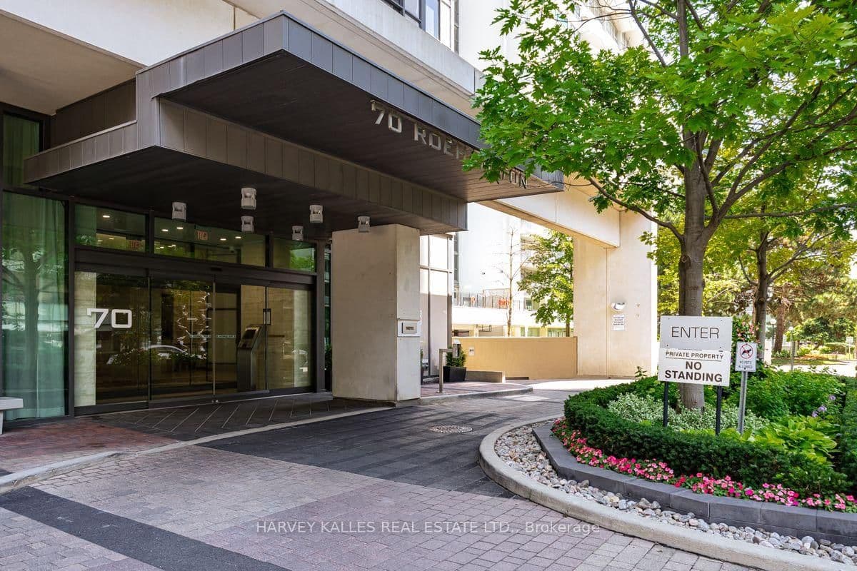 70 Roehampton Avenue, Unit 813 thumbnail 2