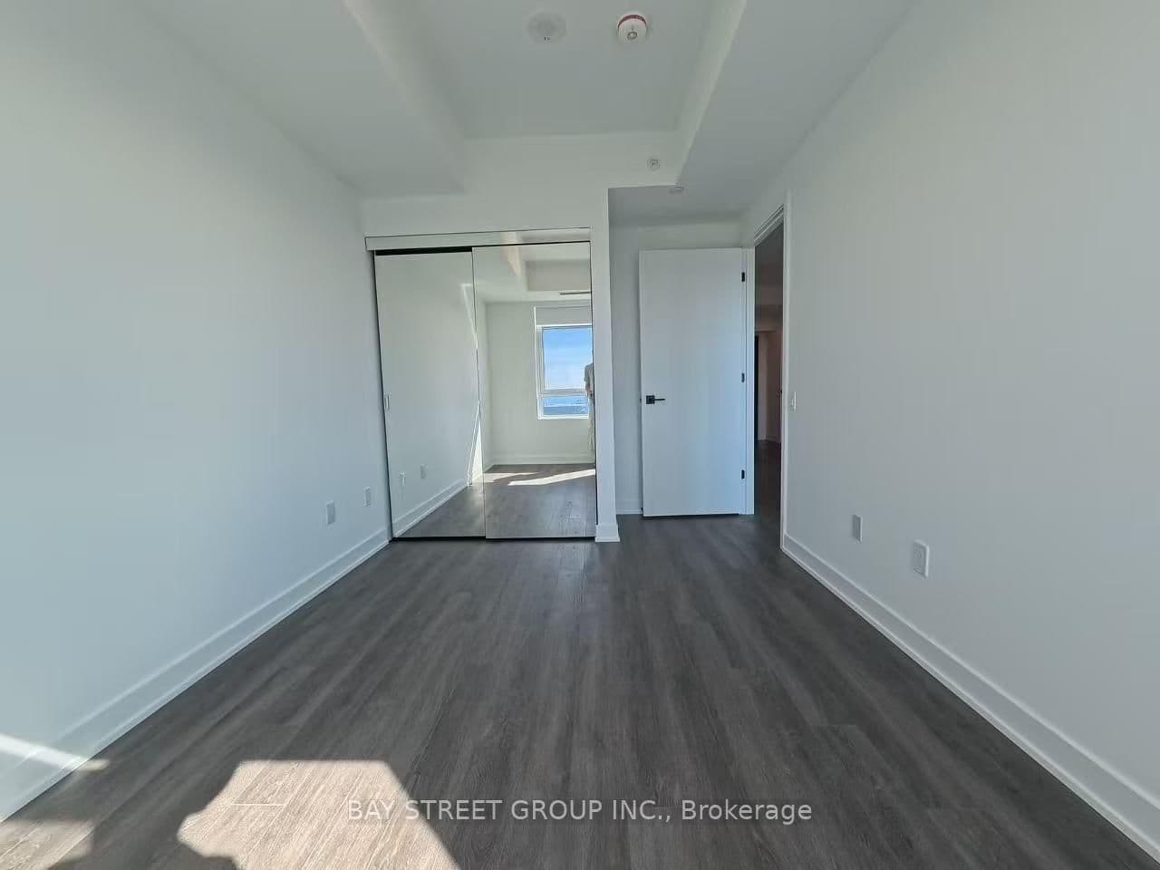 609 Sherbourne Street, Unit 4710 thumbnail 15