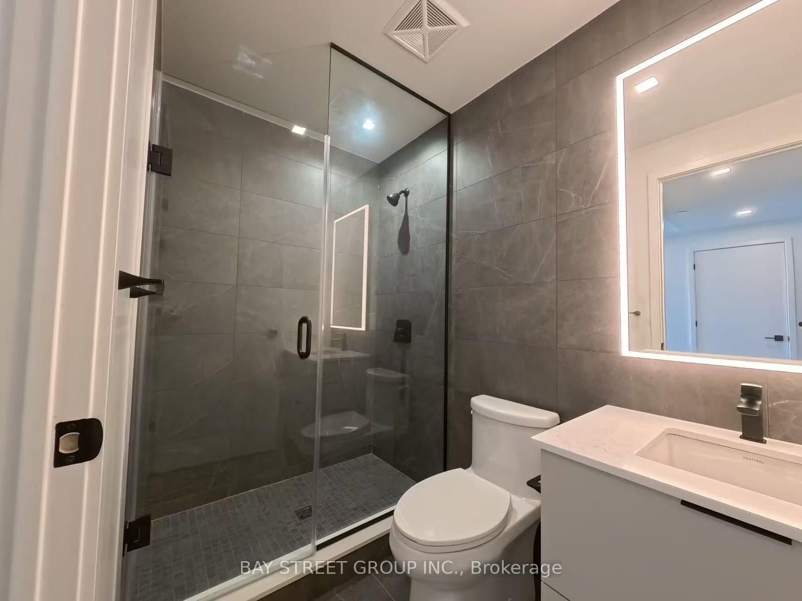 609 Sherbourne Street, Unit 4710 thumbnail 20