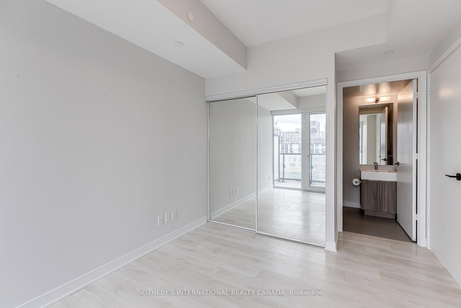 180 Mill Street, Unit S808 thumbnail 14