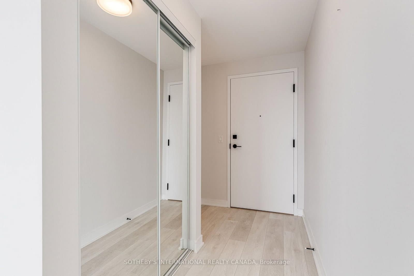 180 Mill Street, Unit S808 thumbnail 20
