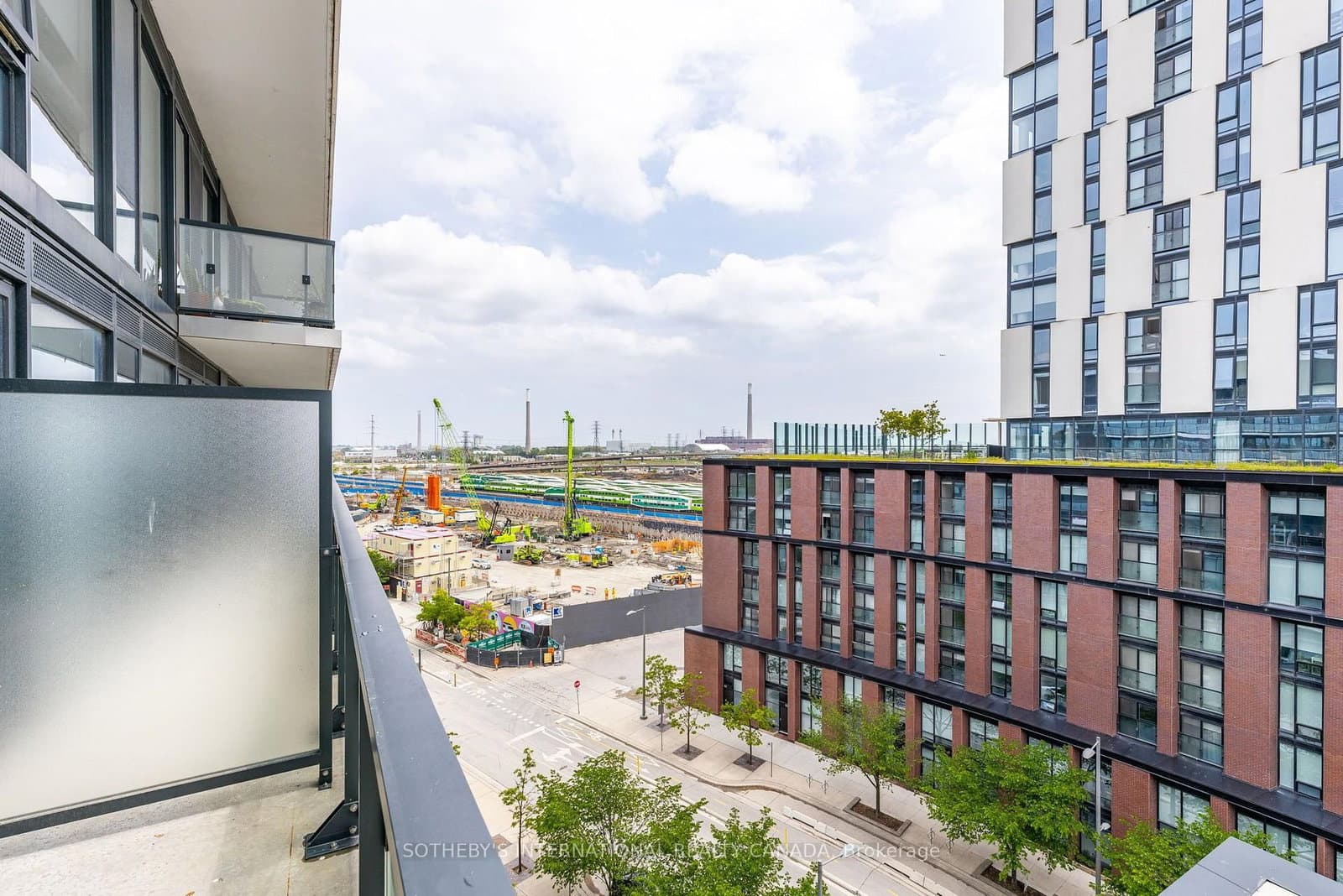 180 Mill Street, Unit S808 thumbnail 24