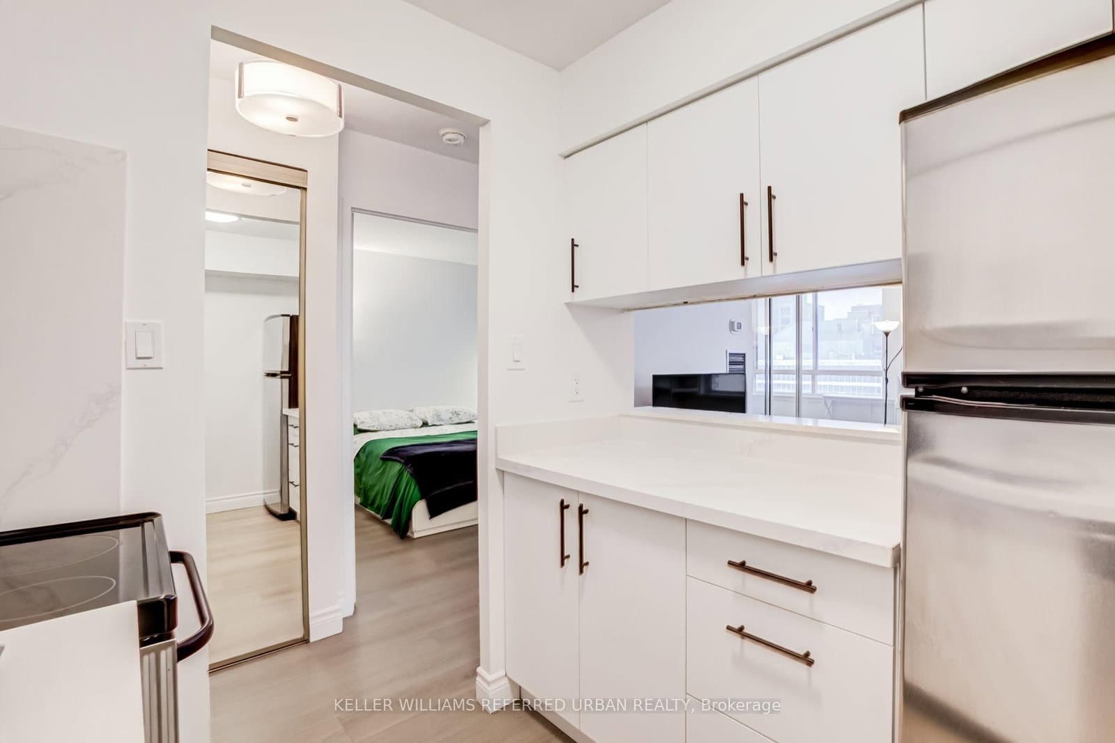633 Bay Street, Unit 2602 thumbnail 17