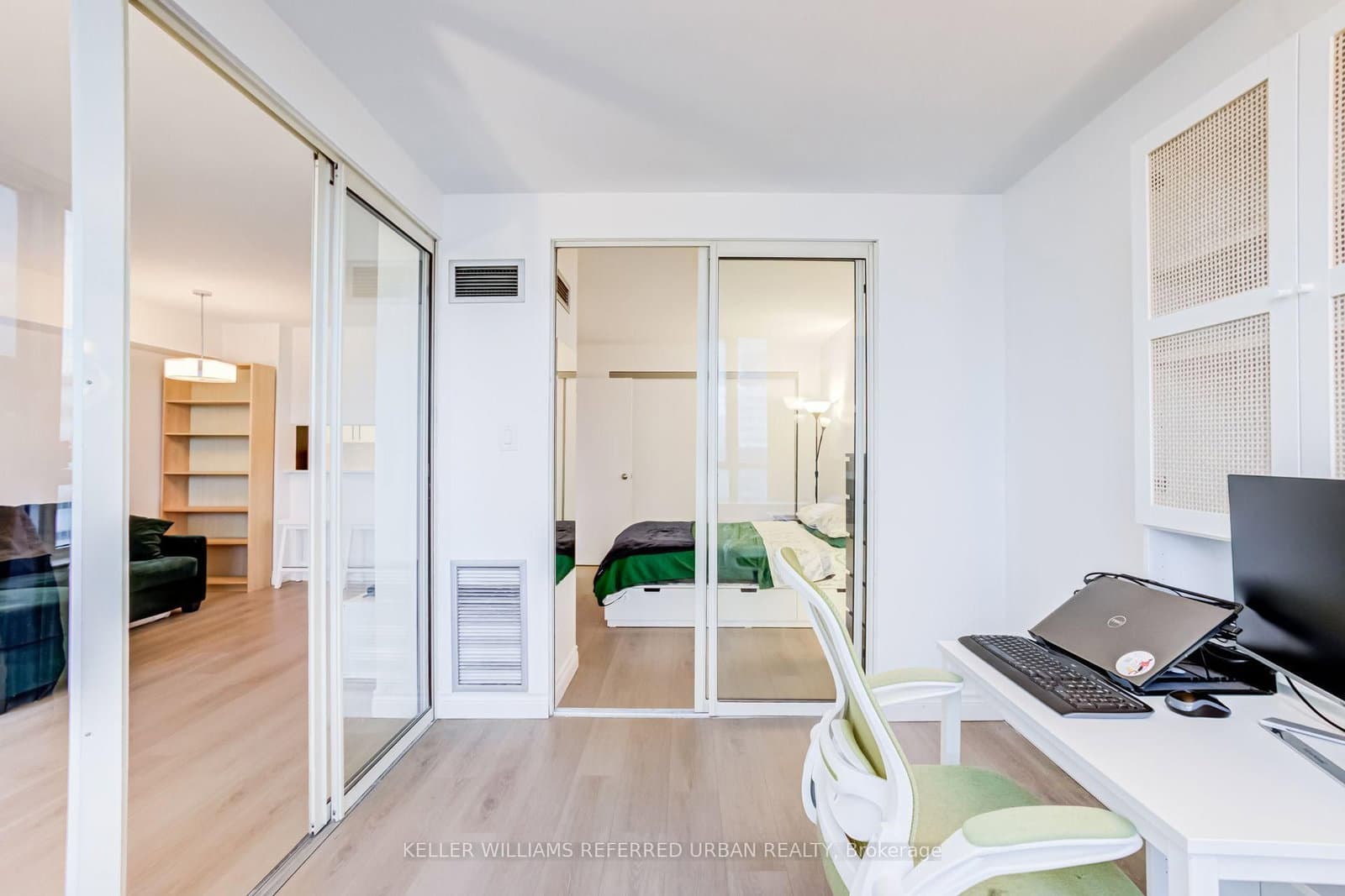 633 Bay Street, Unit 2602 thumbnail 27