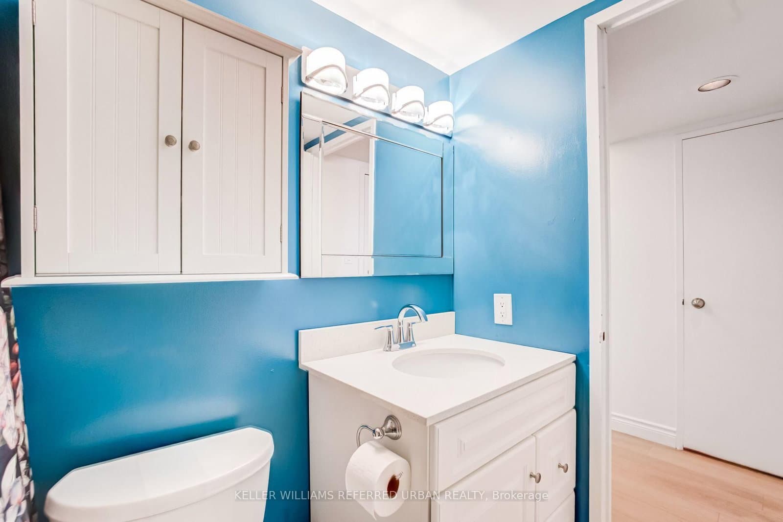 633 Bay Street, Unit 2602 thumbnail 32