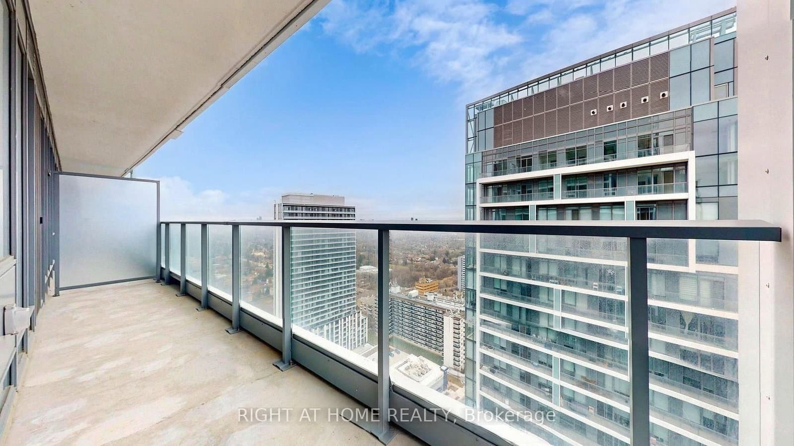 8 OLYMPIC GARDEN Drive, Unit S2702 thumbnail 23