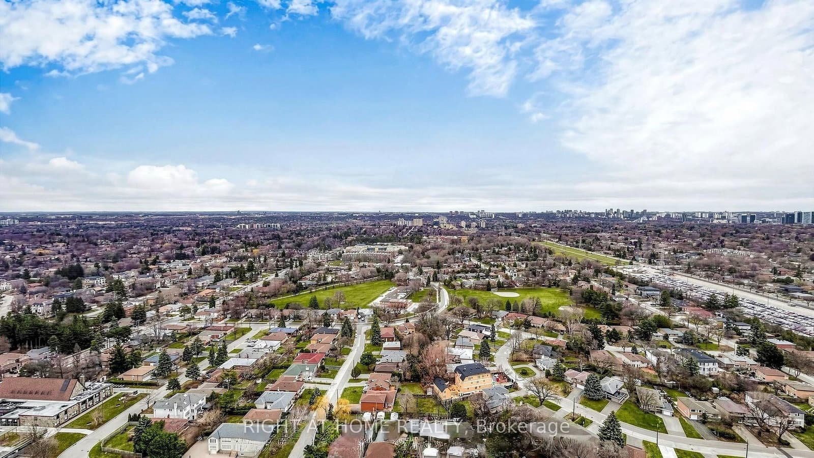 8 OLYMPIC GARDEN Drive, Unit S2702 thumbnail 25