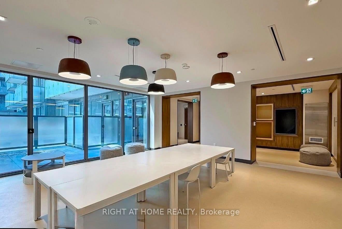 8 OLYMPIC GARDEN Drive, Unit S2702 thumbnail 33