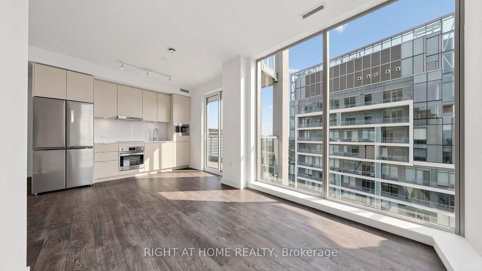 8 OLYMPIC GARDEN Drive, Unit S2702 thumbnail 6