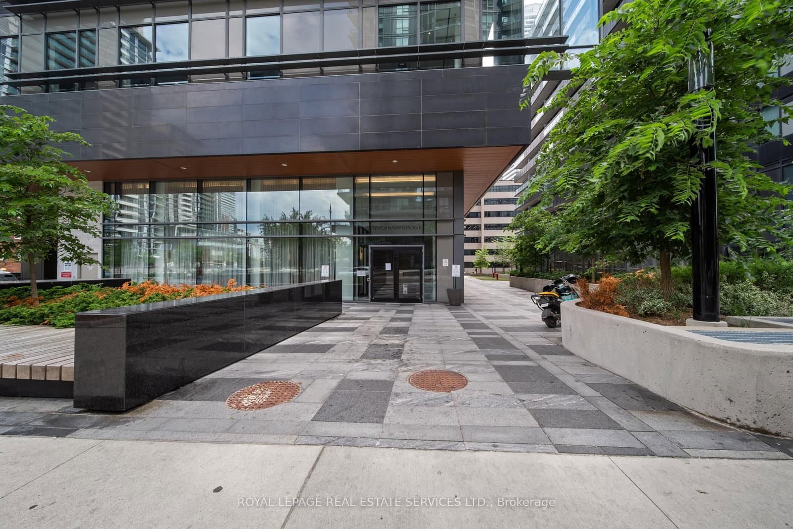 39 Roehampton Avenue, Unit 4207 thumbnail 22