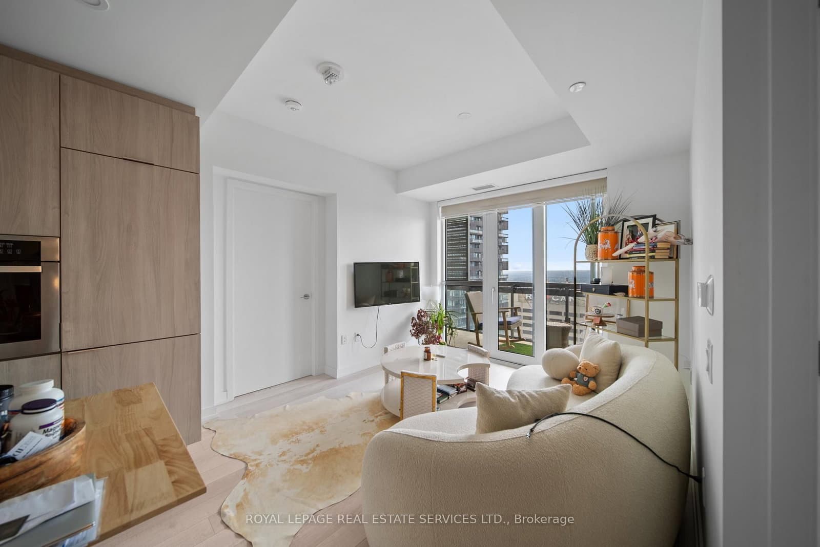 39 Roehampton Avenue, Unit 4207 thumbnail 5